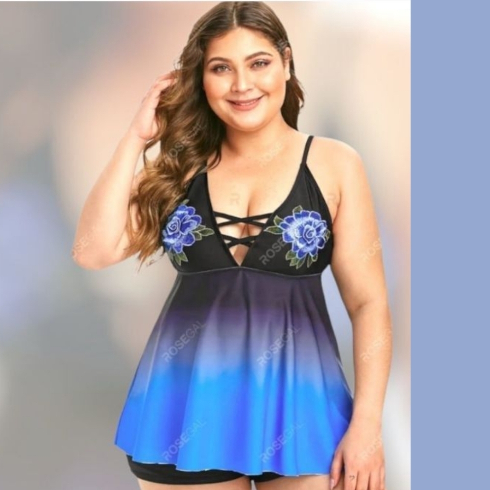 ROSEGAL Ombre Lattice Floral Embroidered Applique Two- Piece Plus Size  Swimsuit